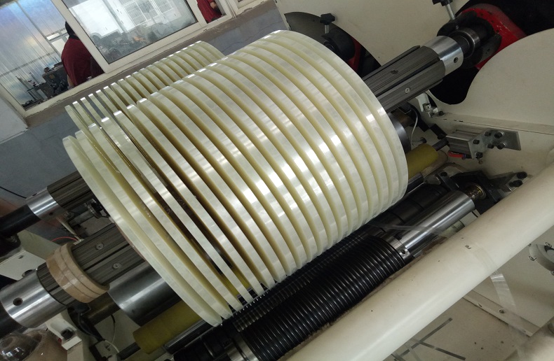 CK1300中心表面卷取分条机