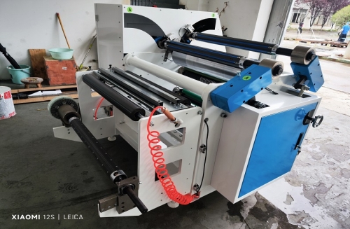 CK700中心表面卷取分条机